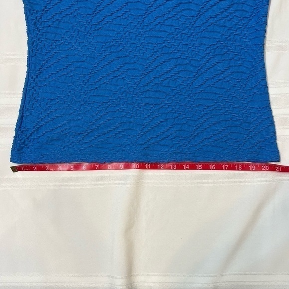 $5 ADD ON with $15+ Bundle Liz Claiborne Career Blue Knit Textured Top Sz XL EUC - Picture 6 of 9